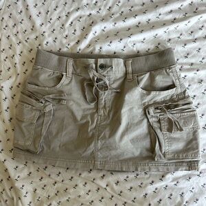 Cargo mini skirt